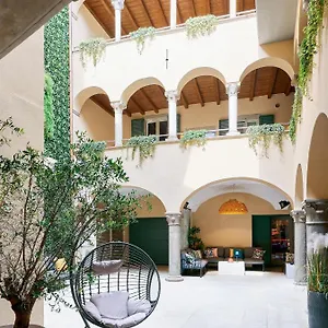 Lejlighed Rego - Boutique With Some Off-site In A Charming Historic District Close To Upper Town